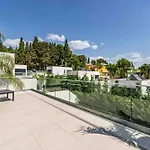 Foresta With Pool & Garden By Belonio 빌라 *
