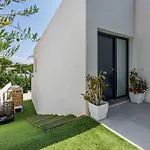 빌라 Foresta With Pool & Garden By Belonio *