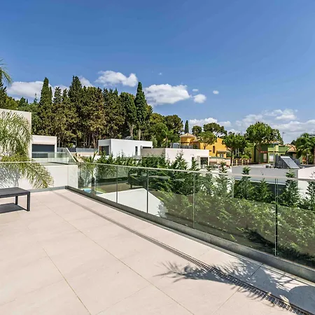 Foresta With Pool & Garden By Belonio וילה *
