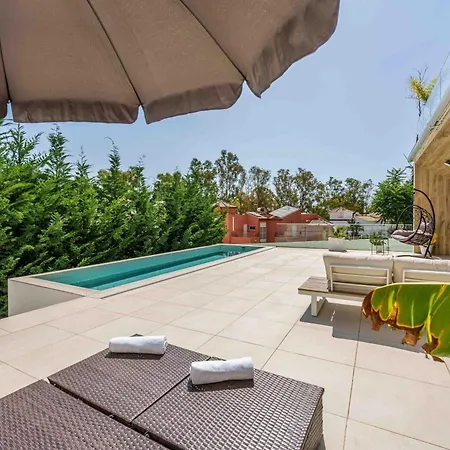 וילה Foresta With Pool & Garden By Belonio טורמולינוס